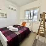 Almyra House Holiday home *