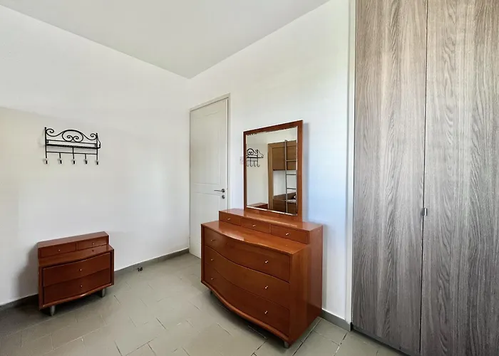 Almyra House Ferienhaus