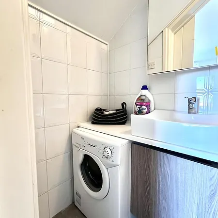 Almyra House Дом отдыха