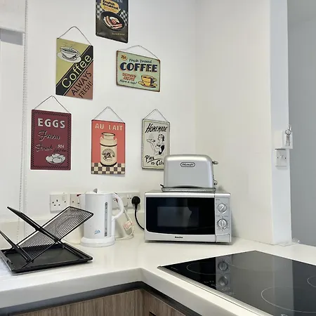 Дом отдыха Almyra House