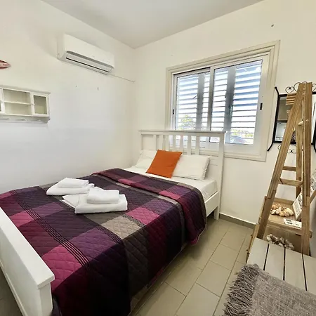 Almyra House Дом отдыха *