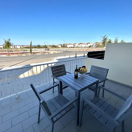 بيت للعطل Almyra House *