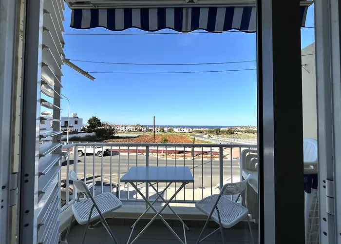 Almyra House 펜션 프로타라스