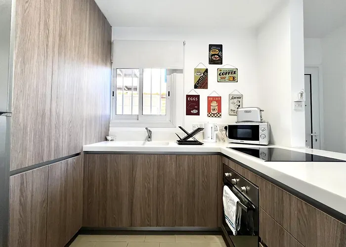 Almyra House * 프로타라스