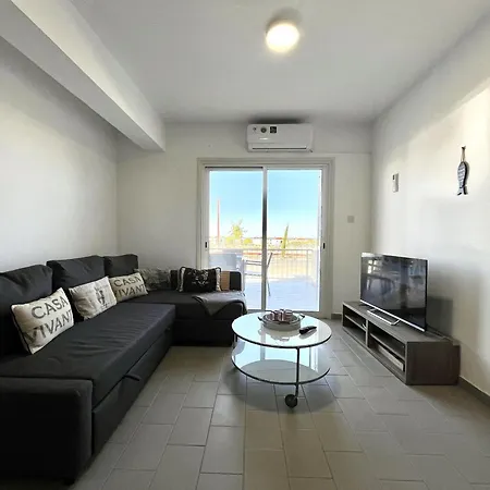 Nyaraló Almyra House *